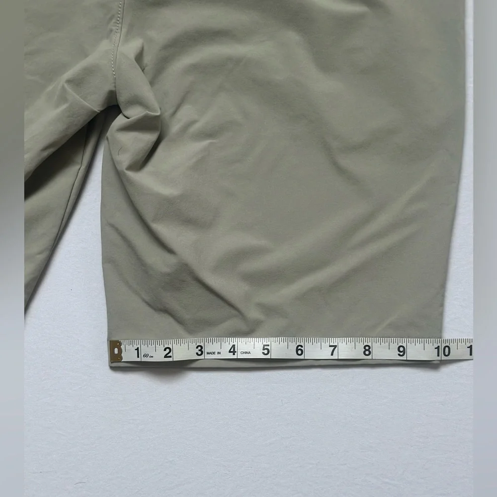 Oakley Men's Stone Gray Take Pro 3.0 Golf Flat Front Shorts Size 32 Regular Fit - Picture 7 of 10